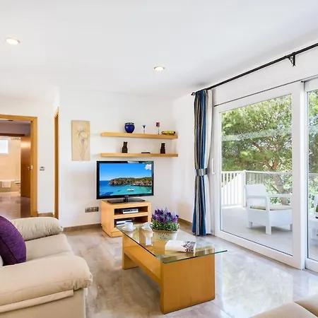 Martina * Кала-эн-Форкат